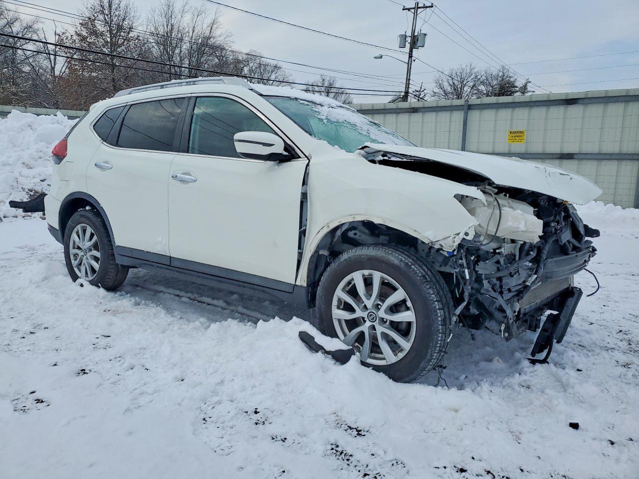 2018 Nissan Rogue sv