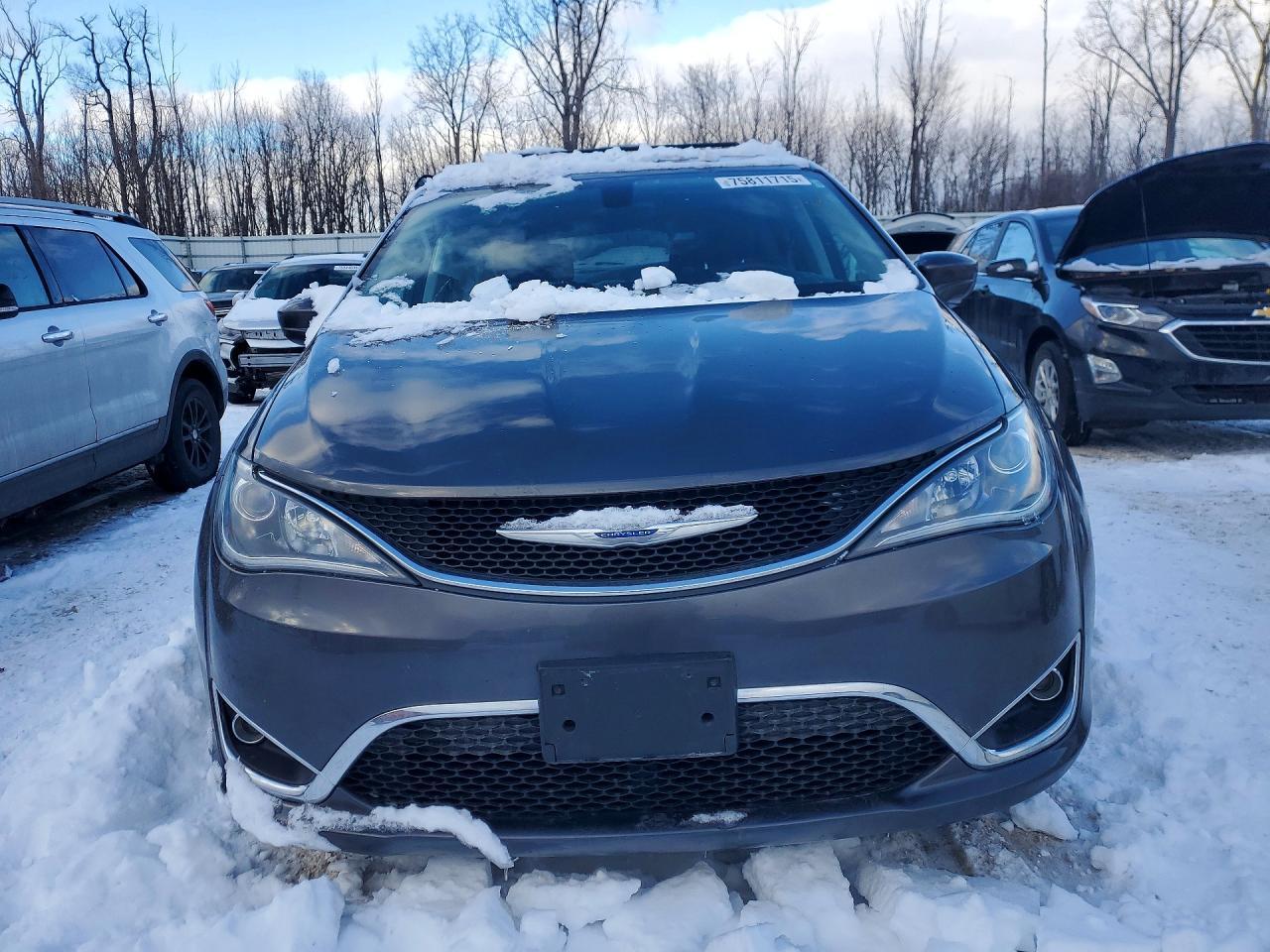 2018 Chrysler Pacifica Touring l
