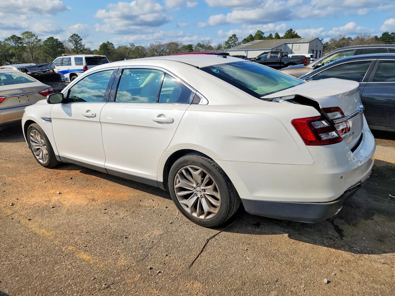 2017 Ford Taurus Limited