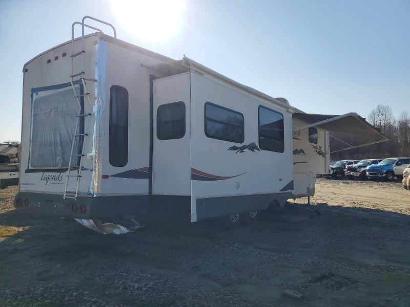 2007 Pilgrim In Ternational Legends 35LK4S-HP Camper