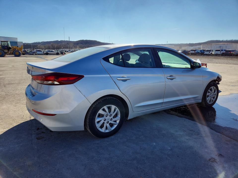 2018 Hyundai Elantra se