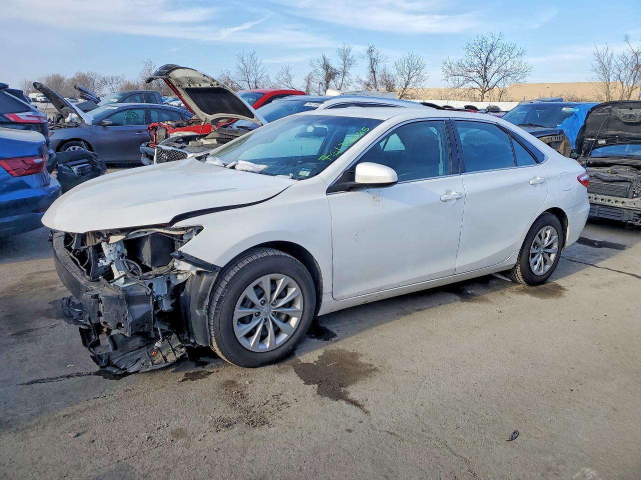 2017 Toyota Camry le