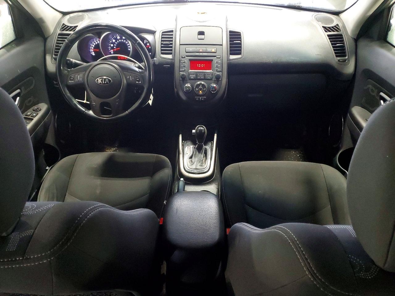 2013 KIA Soul +