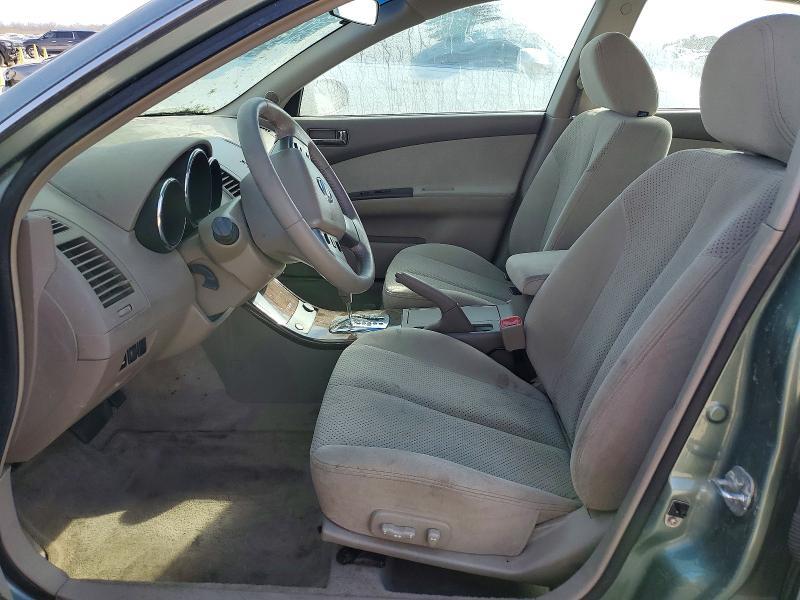 2005 Niss Altima s