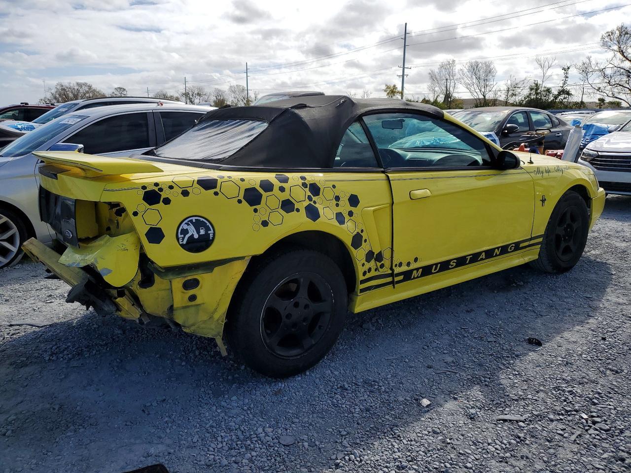 2001 Ford Mustang