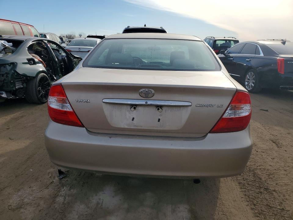 2002 Toyota Camry le