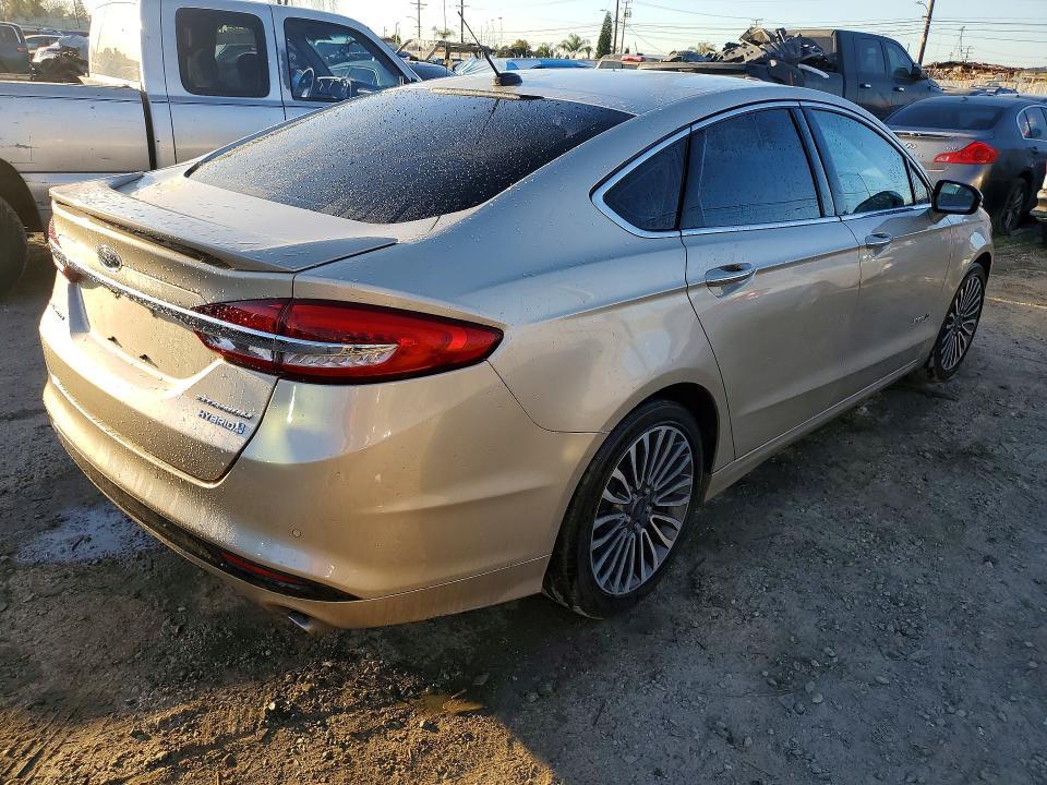 2017 Ford Fusion Titanium hev