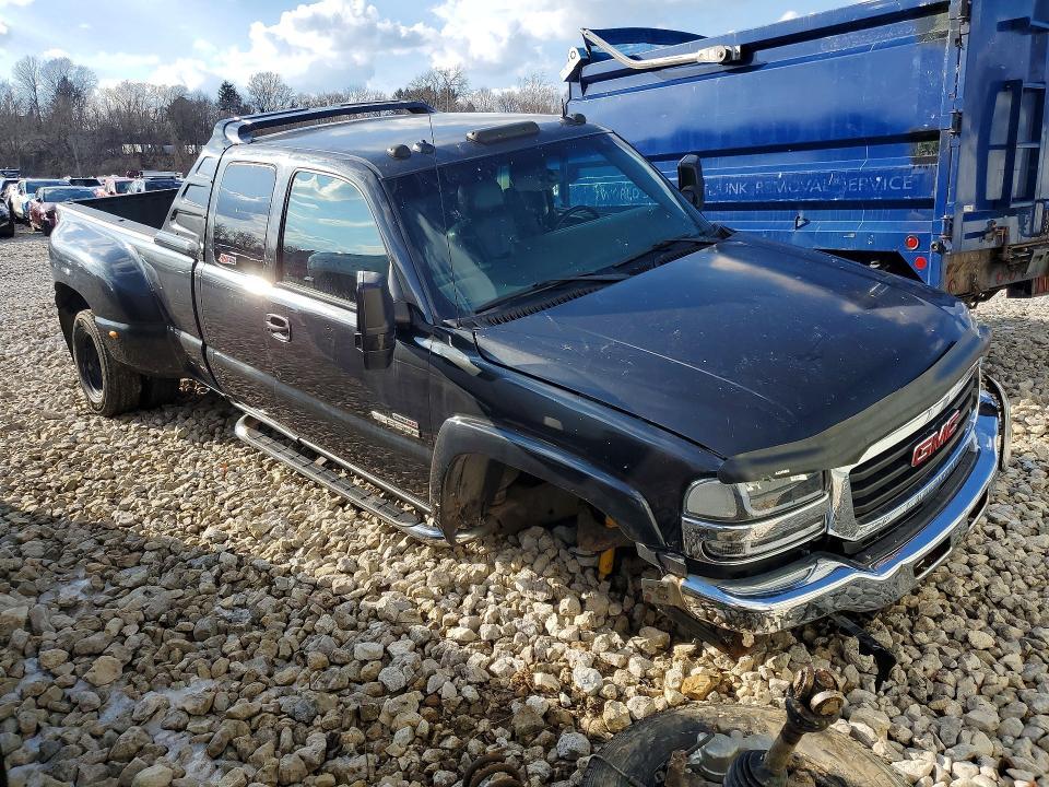 2003 GMC New Sierra K3500
