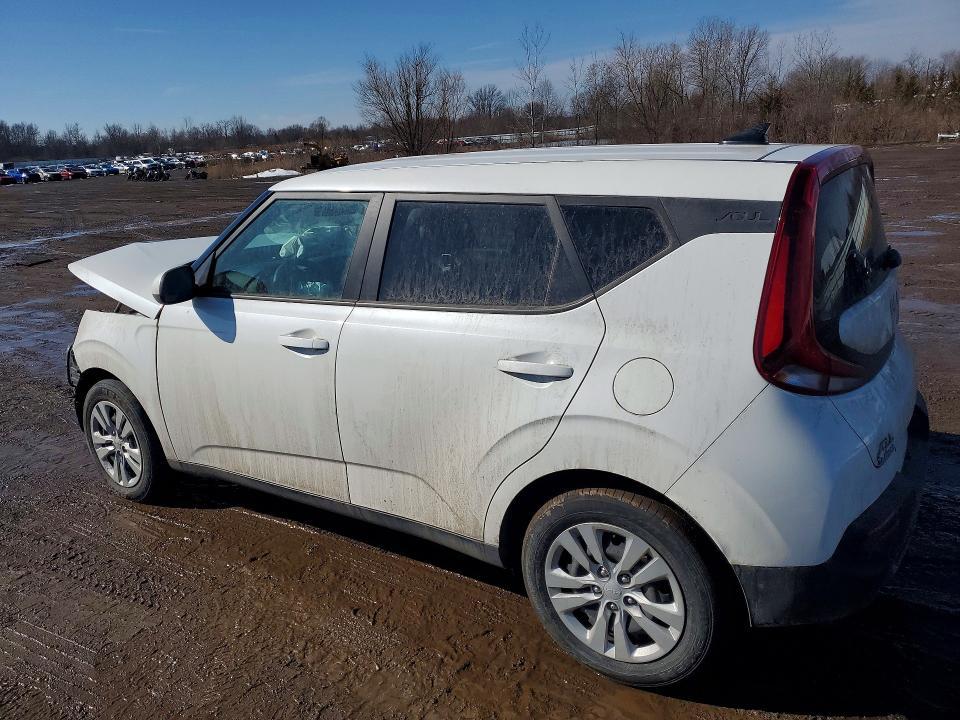 2022 KIA Soul lx
