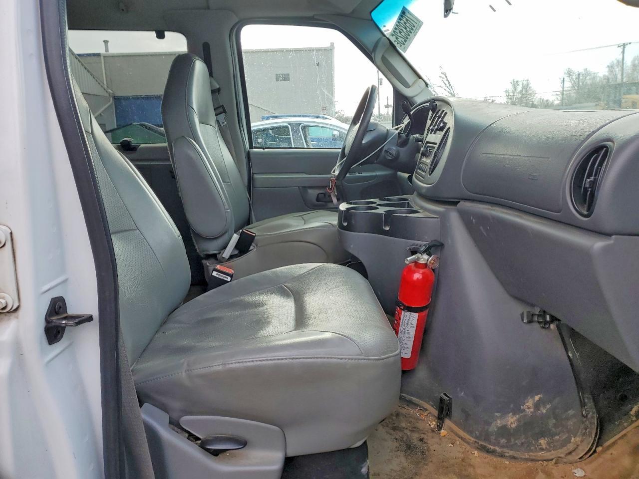 2006 Ford Econoline E350 Super Duty Wagon