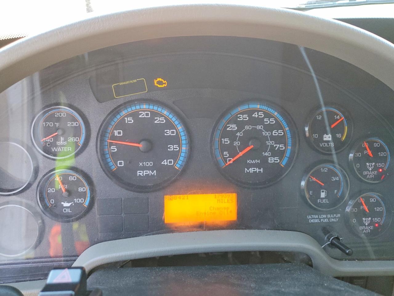 2014 International 4300 BOX Truck