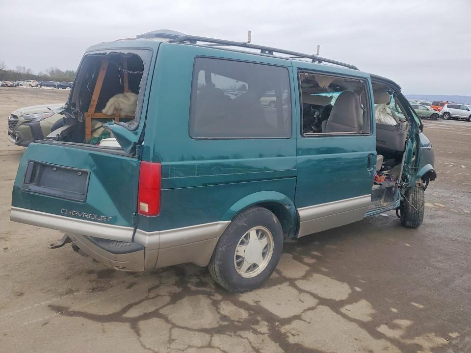 2002 Chev Astro