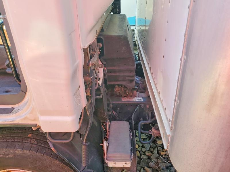 2007 Isuzu NPR BOX Truck
