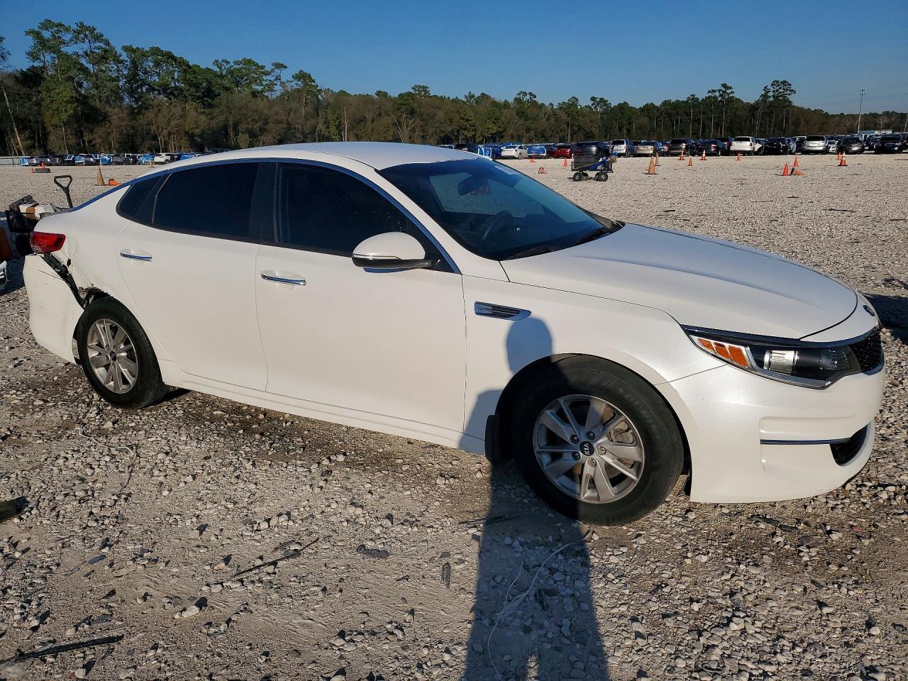 2016 KIA Optima lx