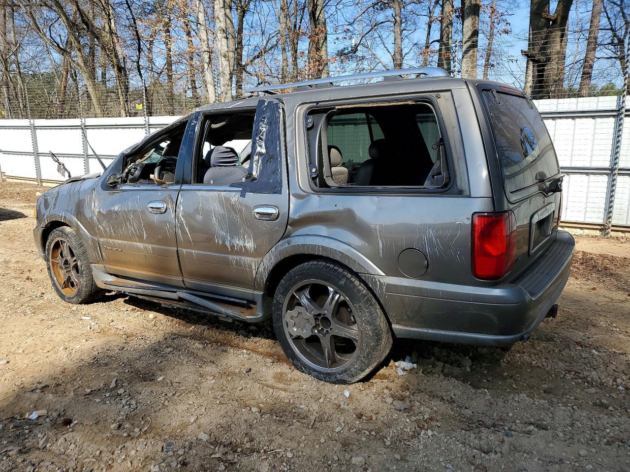 2001 Lincoln Navigator