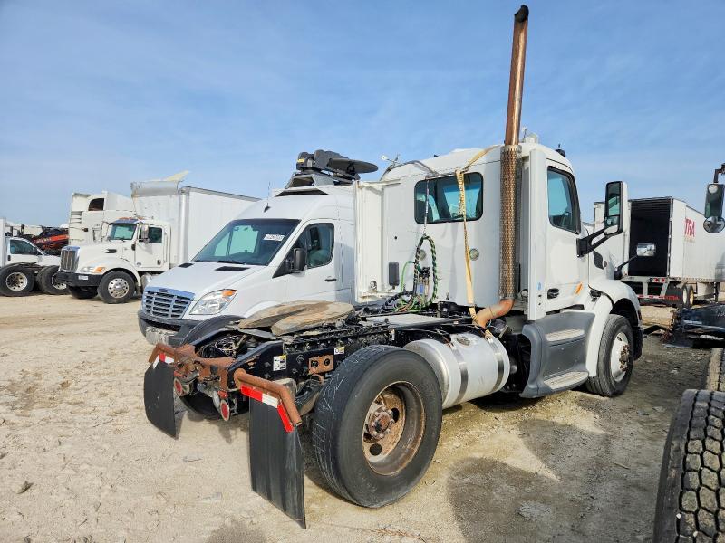 2015 Peterbilt 579 Semi Truck