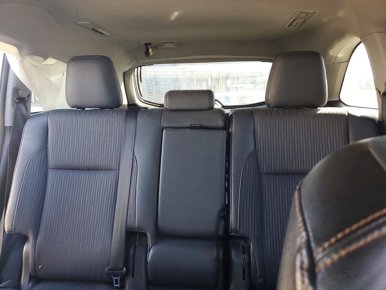 2014 Toyota Highlander le