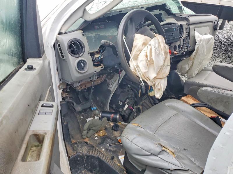 2012 Ford E350 BOX Truck