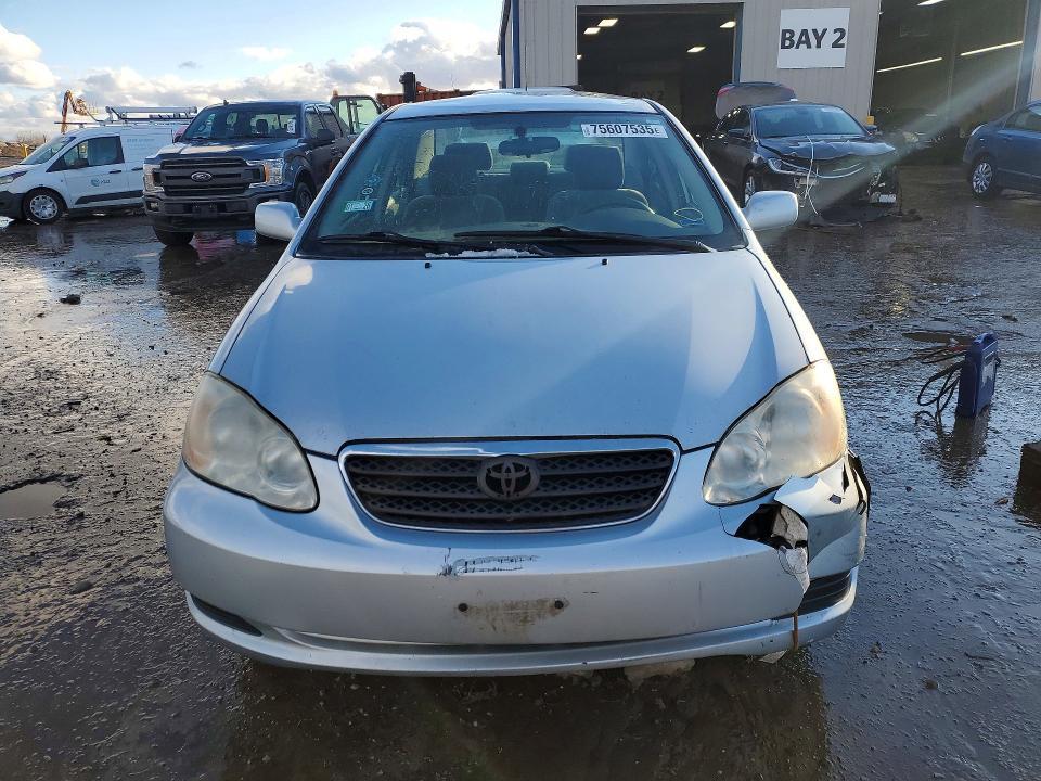 2005 Toyota Corolla le