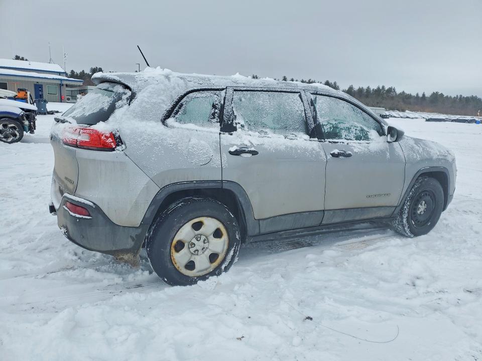 2015 Jeep Cherokee Sport