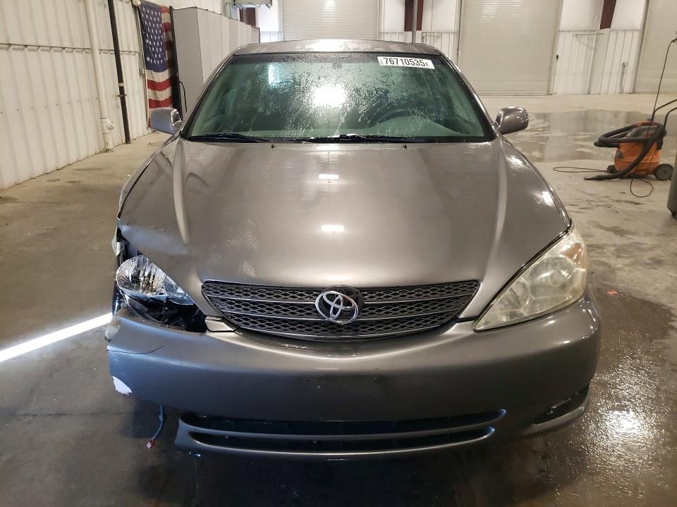 2002 Toyota Camry le