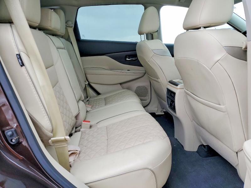 2019 Nissan Murano s