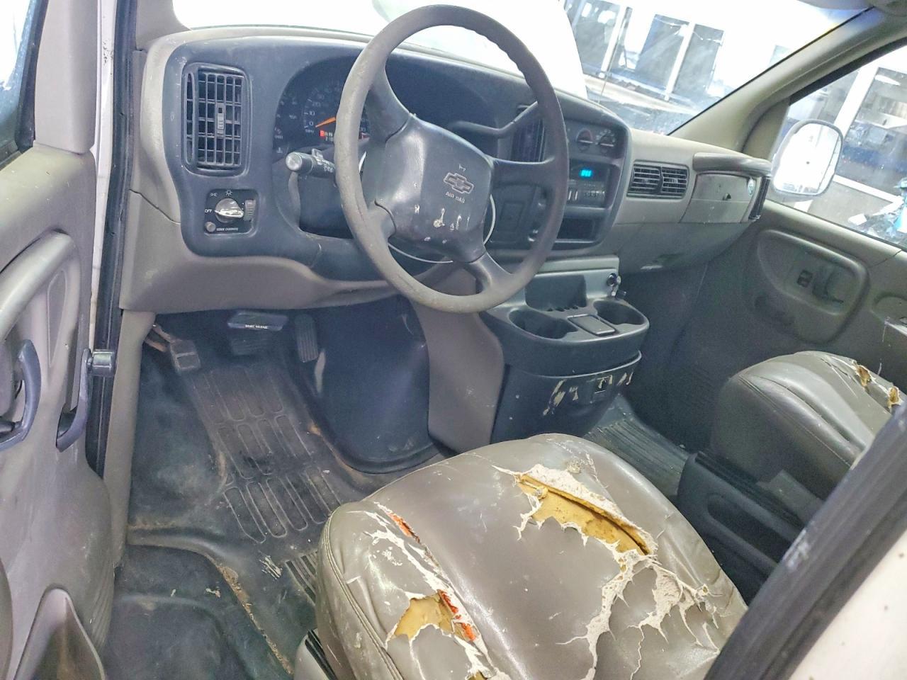2000 Chev Rolet Express 1500 Utility / Service Van
