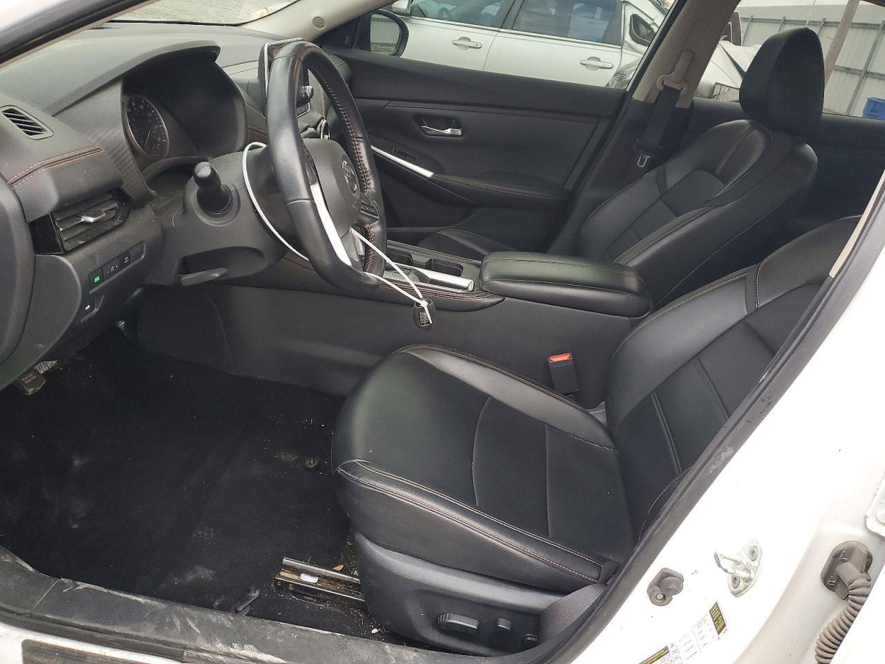 2022 Nissan Sentra sr