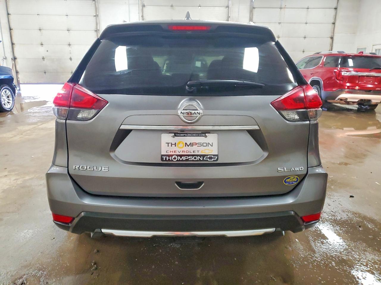 2018 Nissan Rogue s