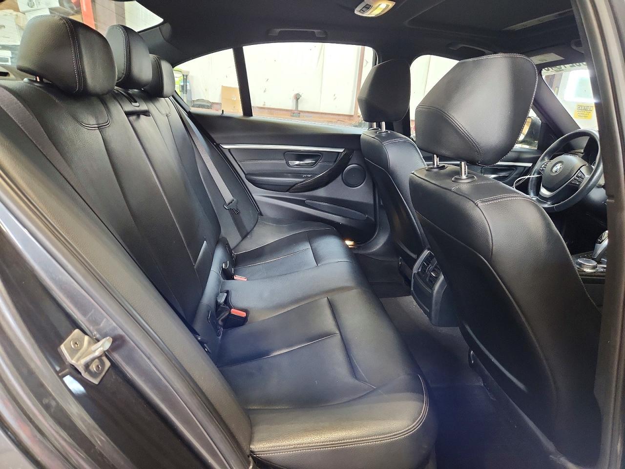 2017 BMW 330 xi