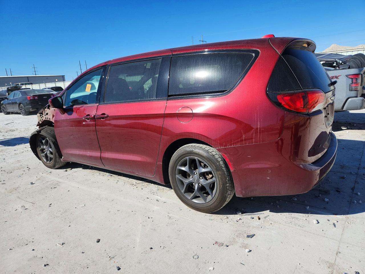 2020 Chrysler Pacifica Touring