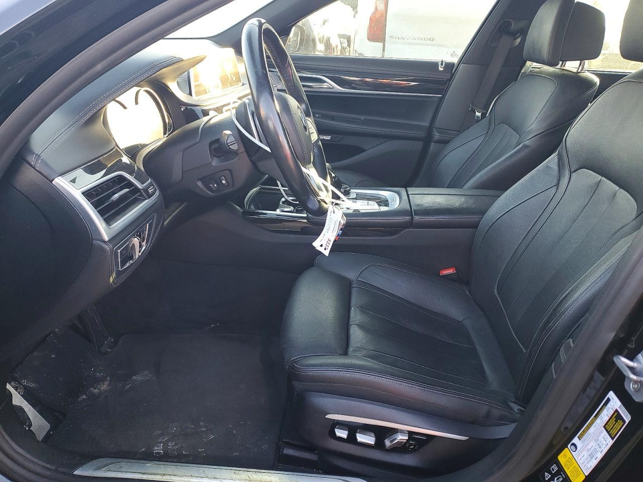 2017 BMW 740 xi