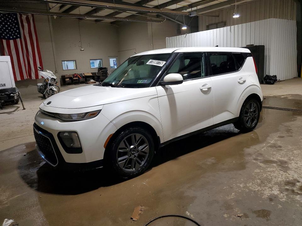 2021 KIA Soul s