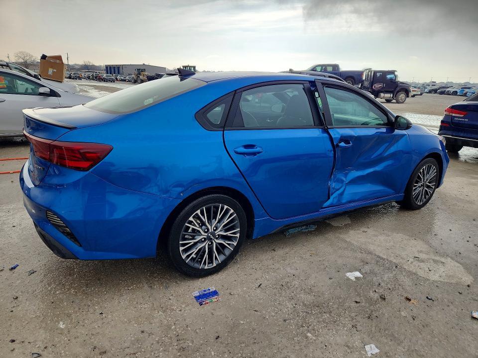 2023 KIA Forte Gt-line