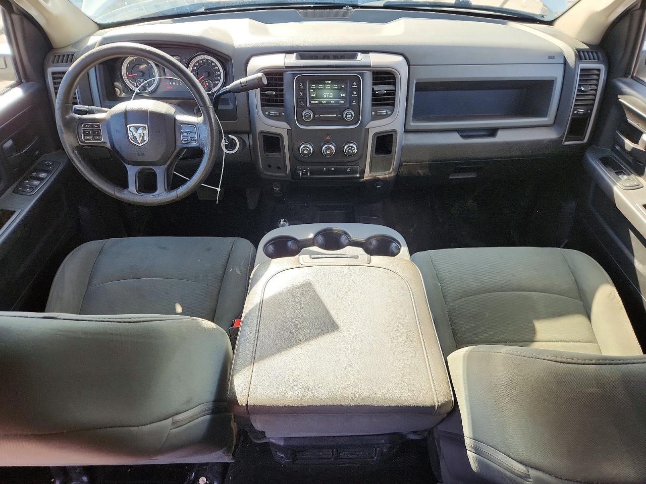 2016 Dodge RAM 2500 ST