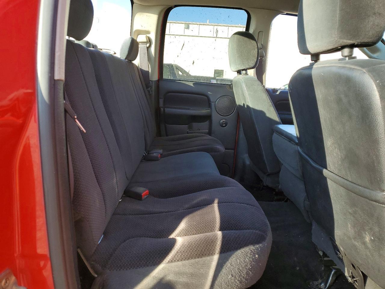2004 Dodge RAM 2500 ST