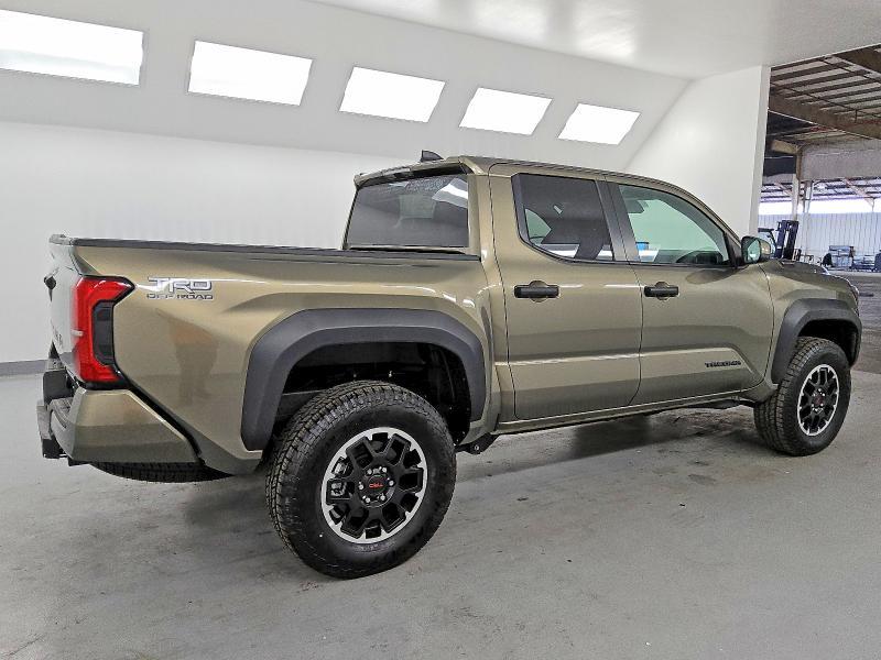 2025 Toyota Tacoma TRD OFF-ROAD HV