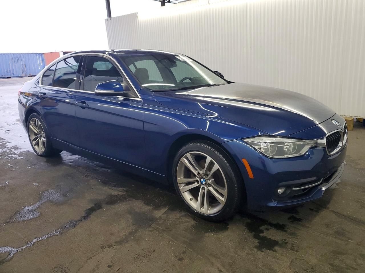 2018 BMW 330 i