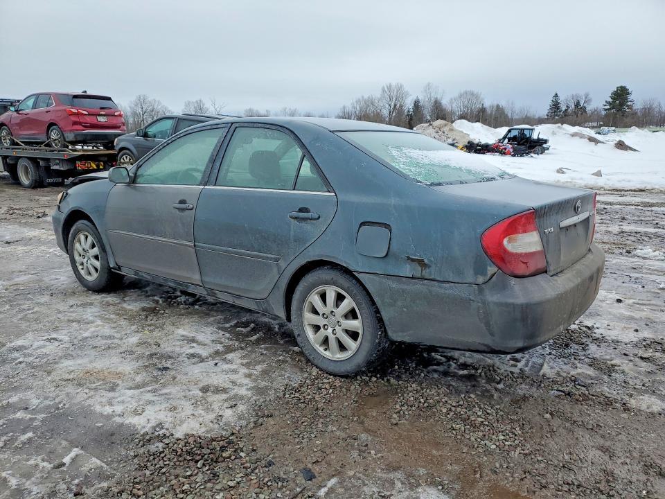 2003 Toyota Camry le