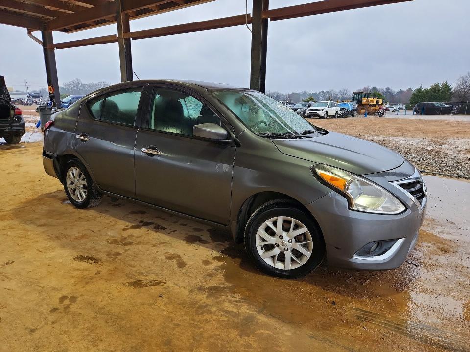 2019 Nissan Versa s