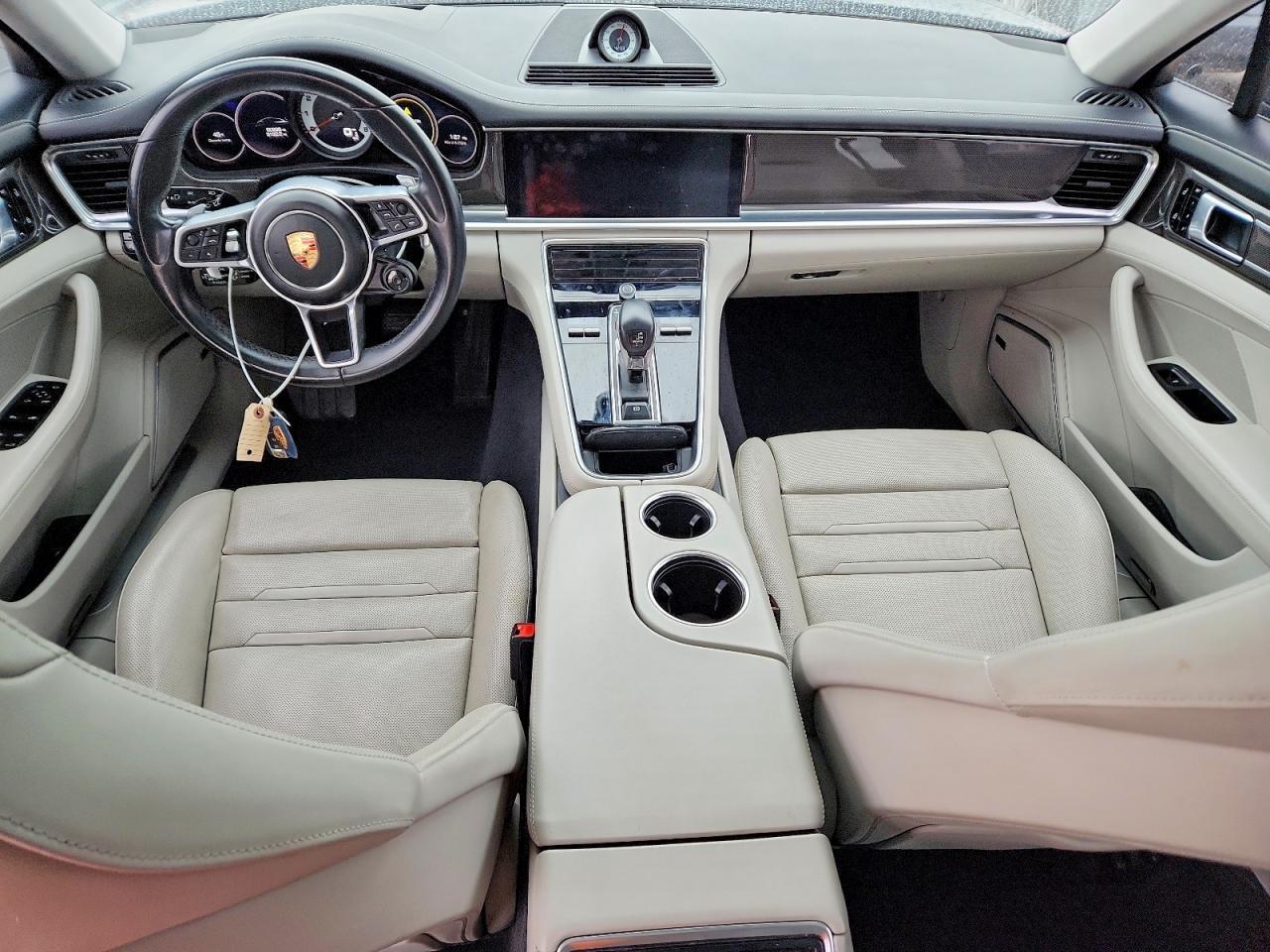 2019 Porsche Panamera 4 Sport Turismo