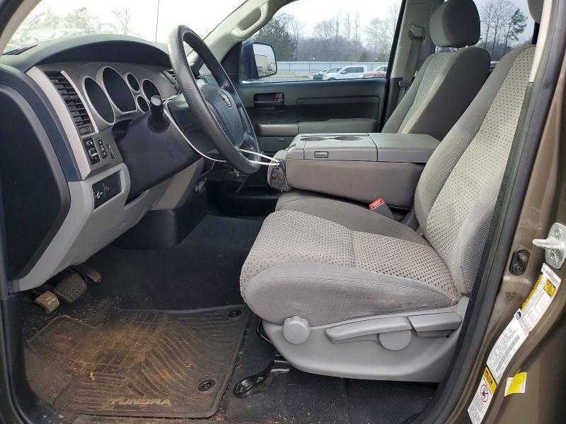 2013 Toyota Tundra Double cab SR5