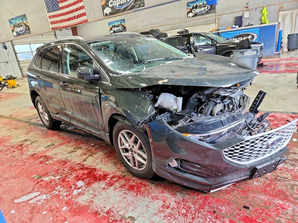 2023 Ford Edge sel