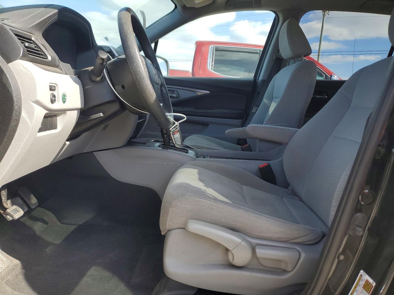2017 Honda Pilot lx