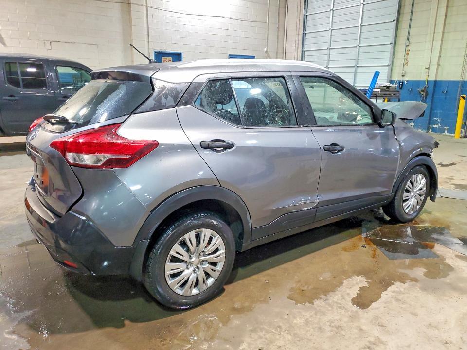 2019 Nissan Kicks s