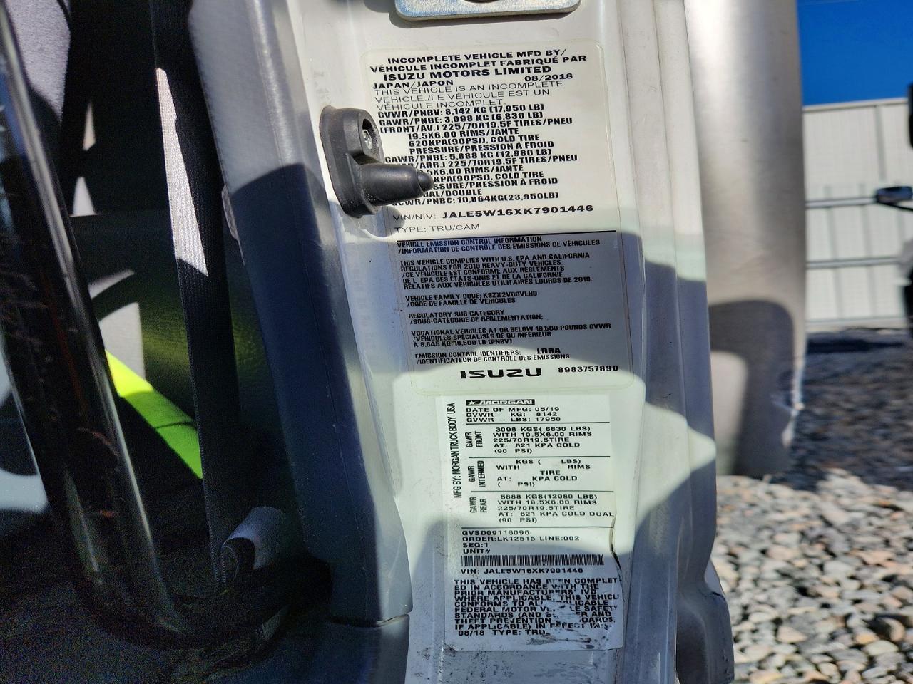 2019 Isuzu NQR BOX Truck