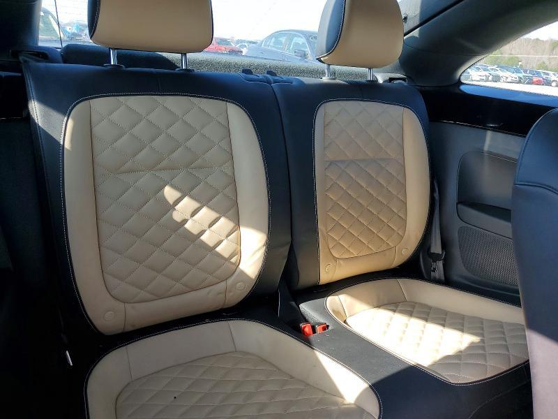 2019 Volkswagen Beetle s