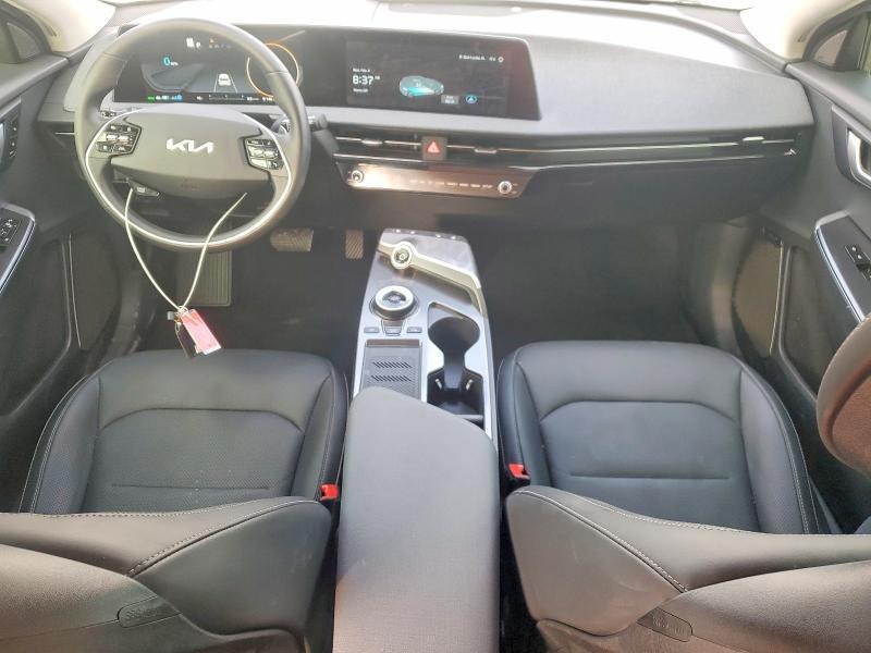 2024 KIA EV6 Light