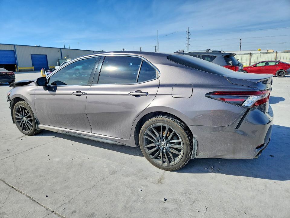 2021 Toyota Camry xse