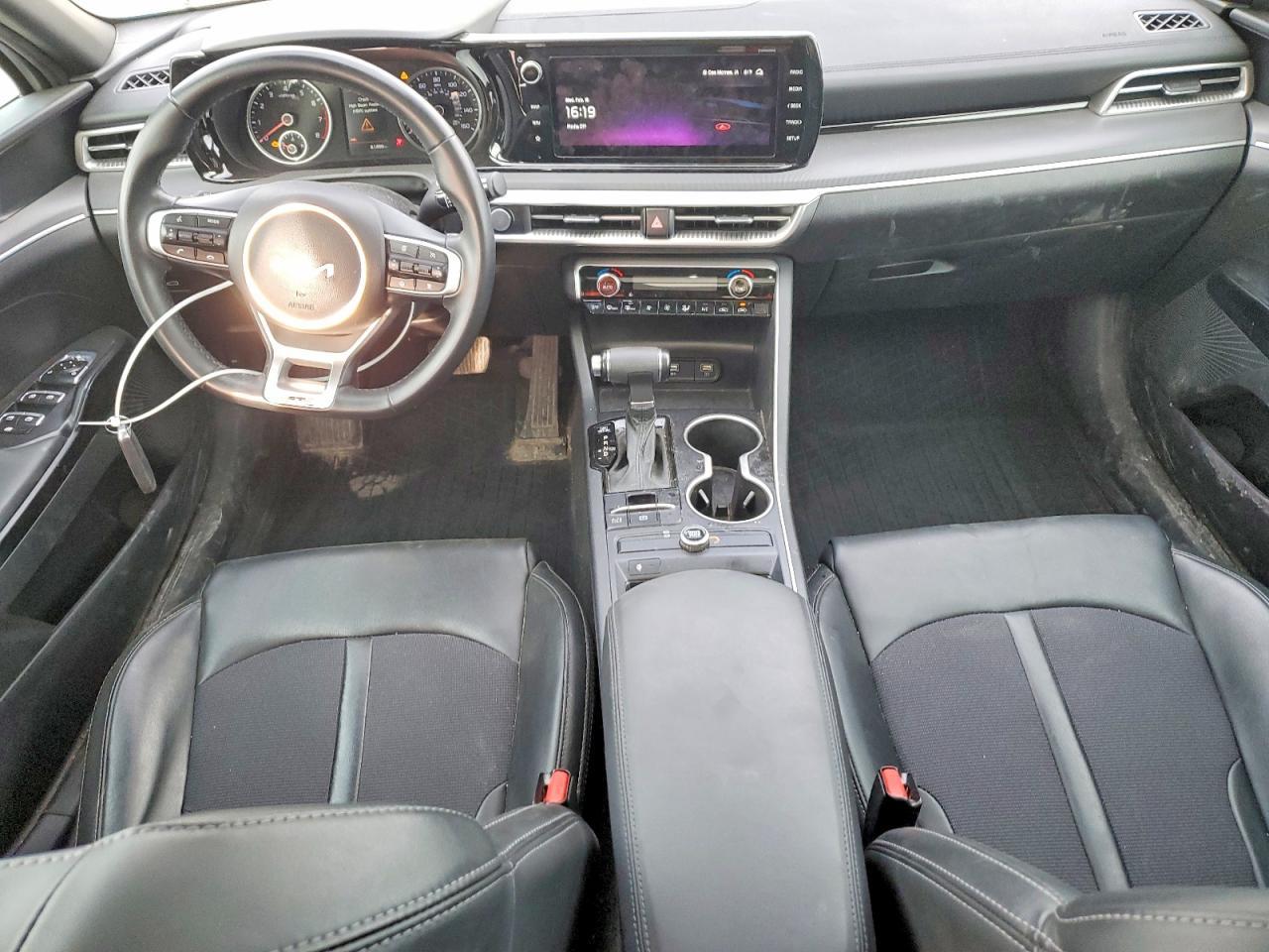 2023 KIA K5